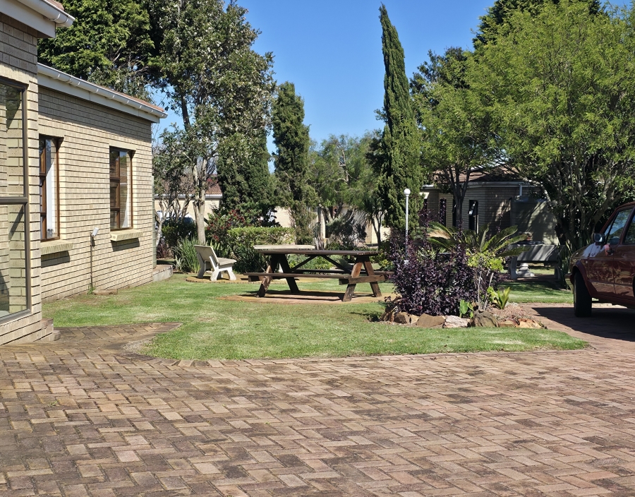 3 Bedroom Property for Sale in Jeffreys Bay Central Eastern Cape